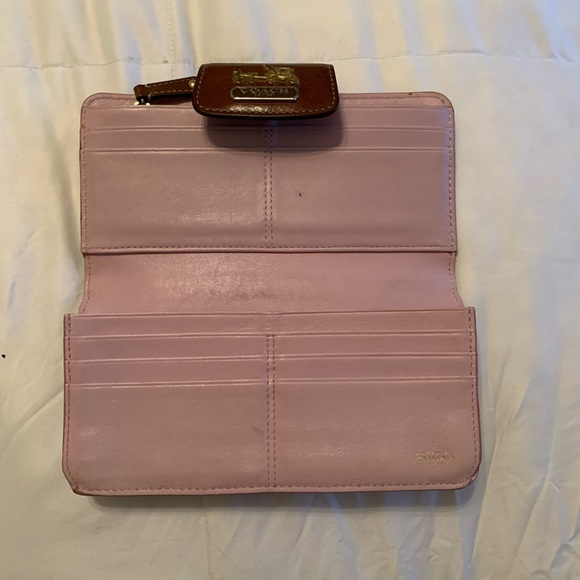 Bifold Coach wallet - Picture 4 of 8